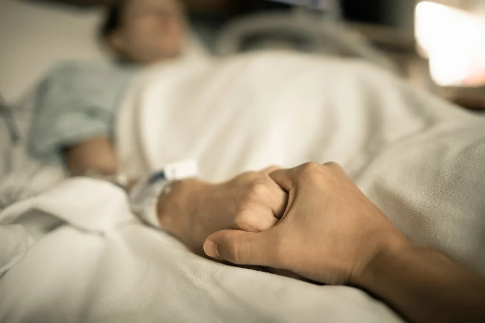 Safeguarding Vulnerable Lives: HAS Report Highlights Systemic Challenges and Recommendations in End-of-Life Care